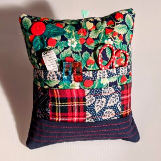 Pillow Pocket Pincushion Sewing Kit