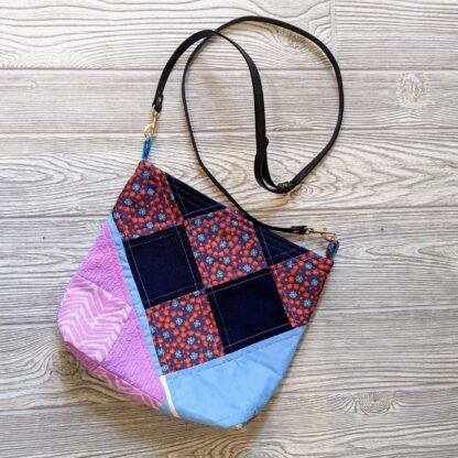 Bag: cross body cell phone bag - Image 19