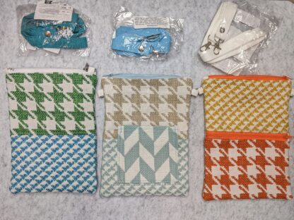 Bag: cross body cell phone bag - Image 21
