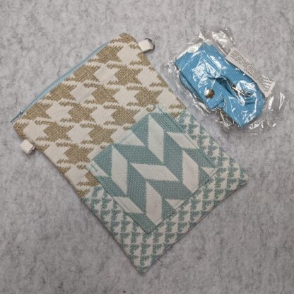 Bag: cross body cell phone bag - Image 22