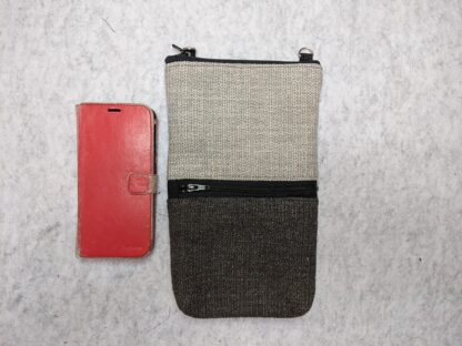 Bag: cross body cell phone bag - Image 16