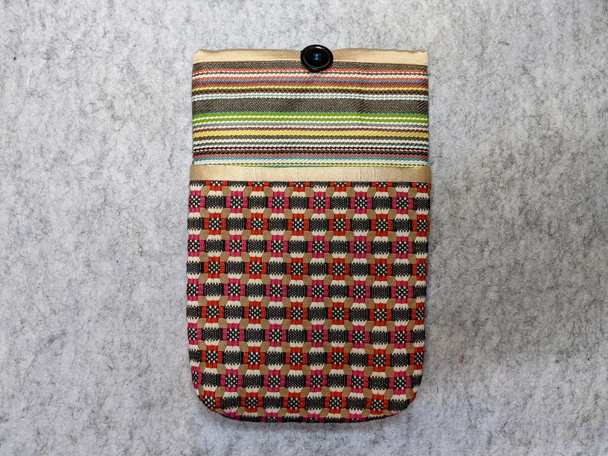 Bag: Book Sleeve - Image 8